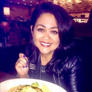 Meet your Posher, Merlinda